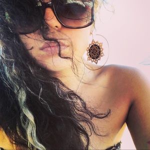 Meet your Posher, Stella